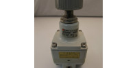 SMC IR2000-N02 regulator, precision modular, pneumatic